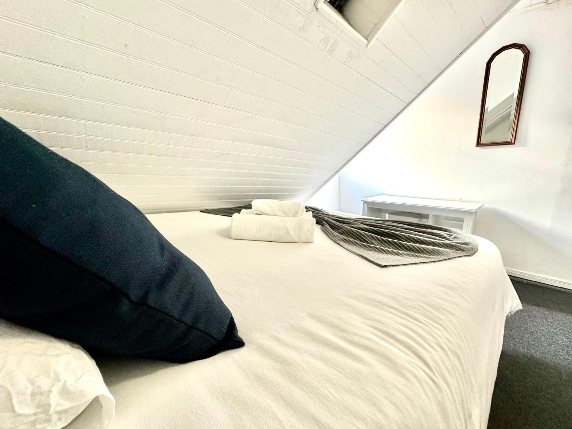 Low Cost Arroios Rooms Lisbon Exterior photo