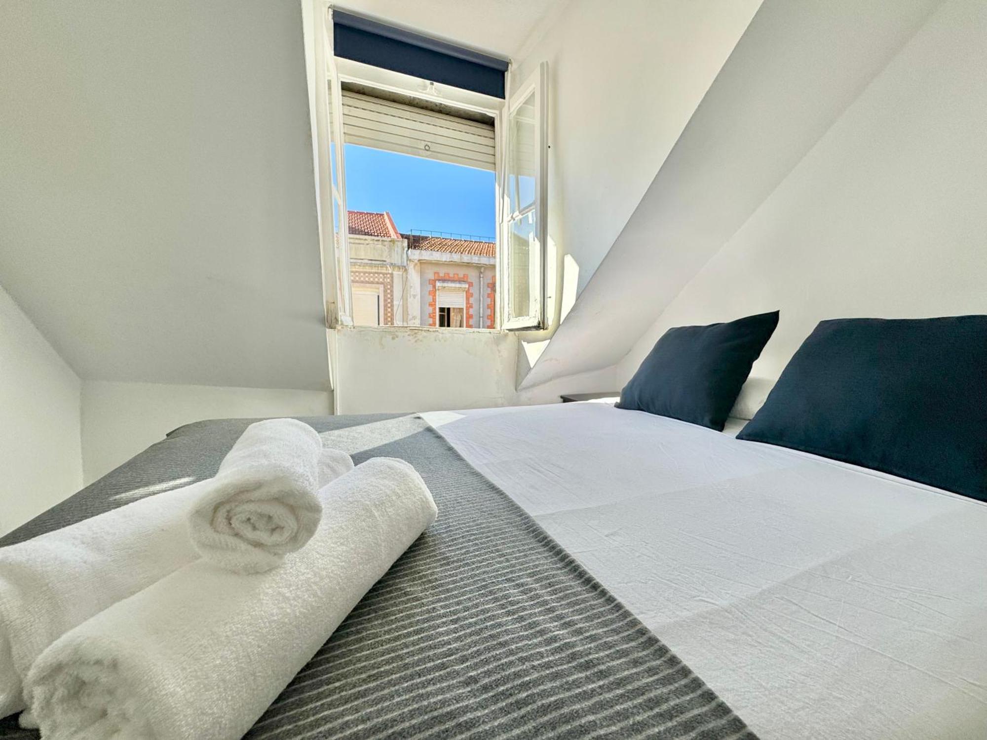 Low Cost Arroios Rooms Lisbon Exterior photo