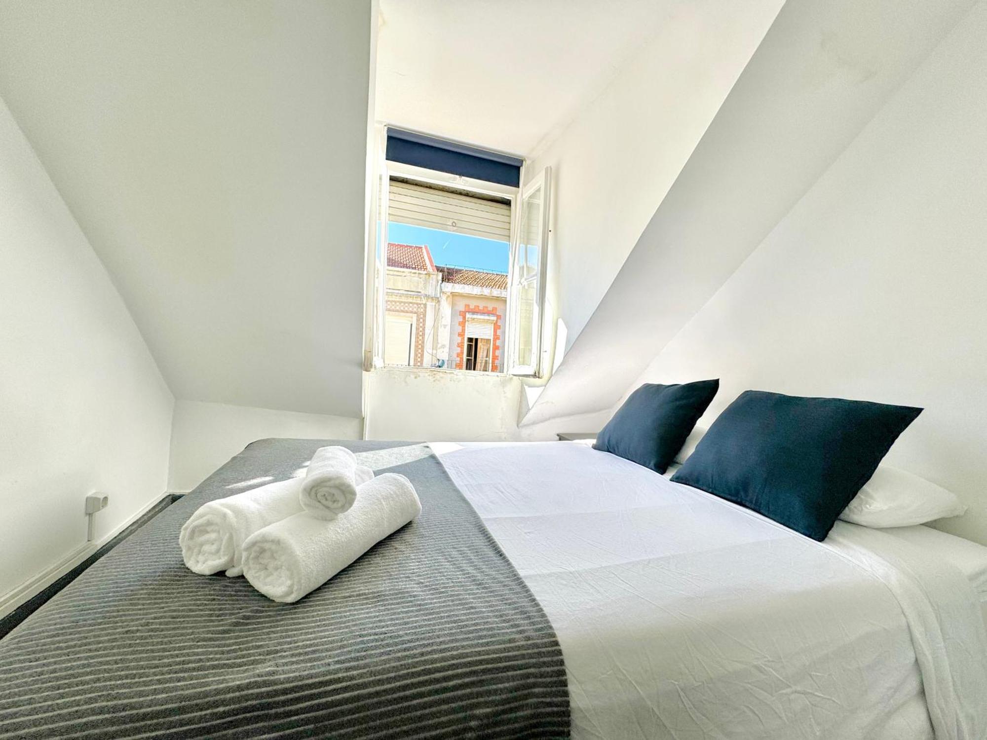 Low Cost Arroios Rooms Lisbon Exterior photo