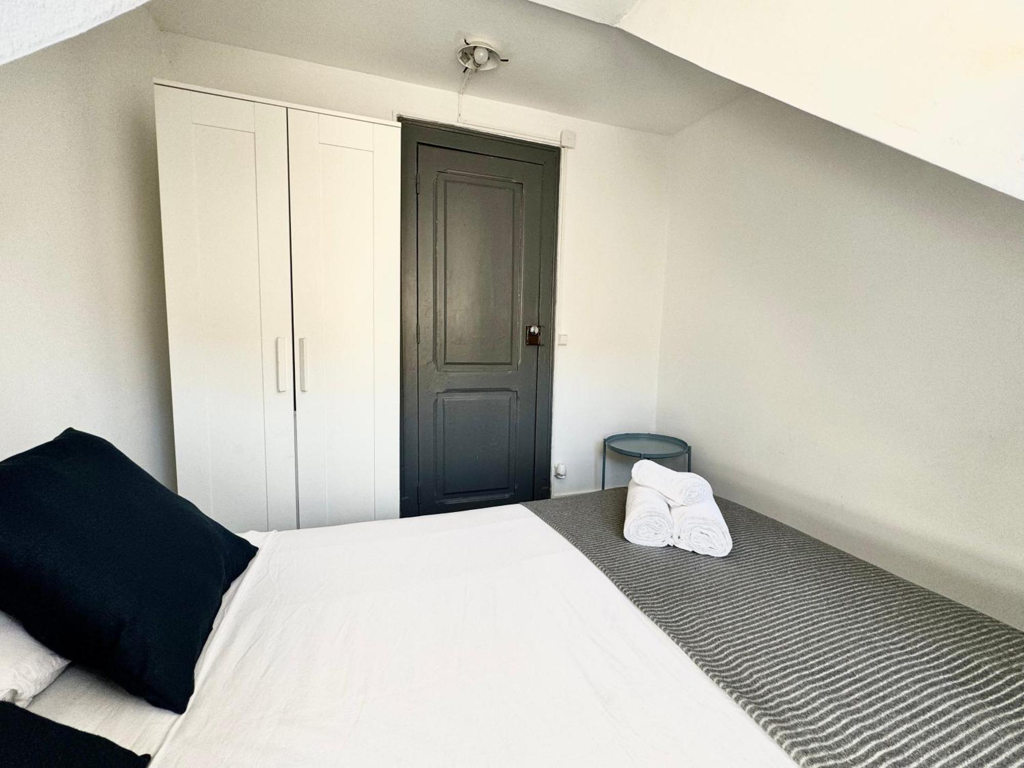 Low Cost Arroios Rooms Lisbon Exterior photo
