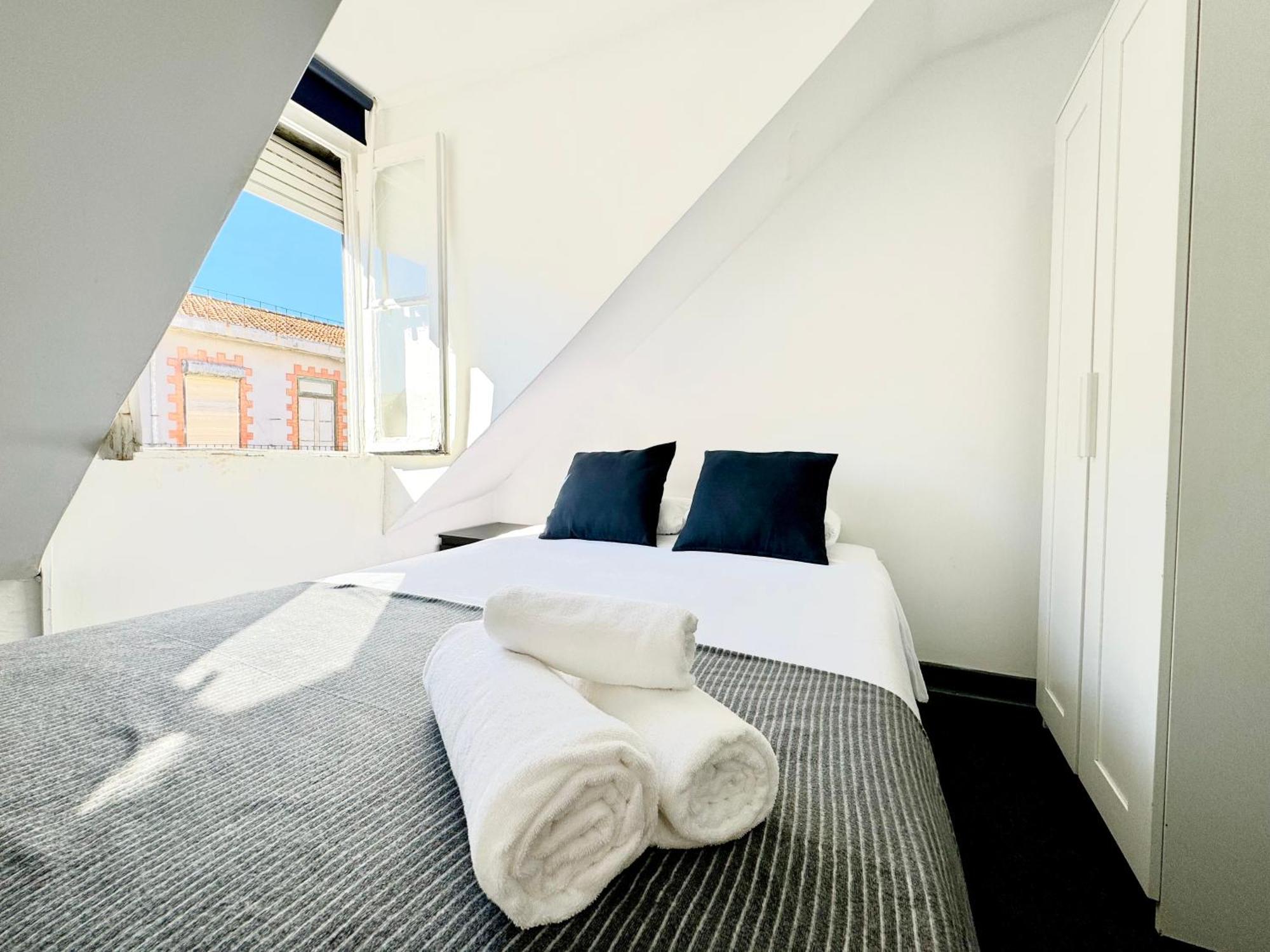 Low Cost Arroios Rooms Lisbon Exterior photo