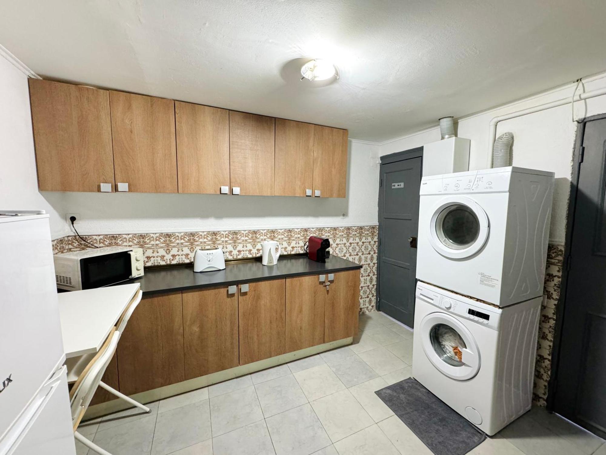 Low Cost Arroios Rooms Lisbon Exterior photo