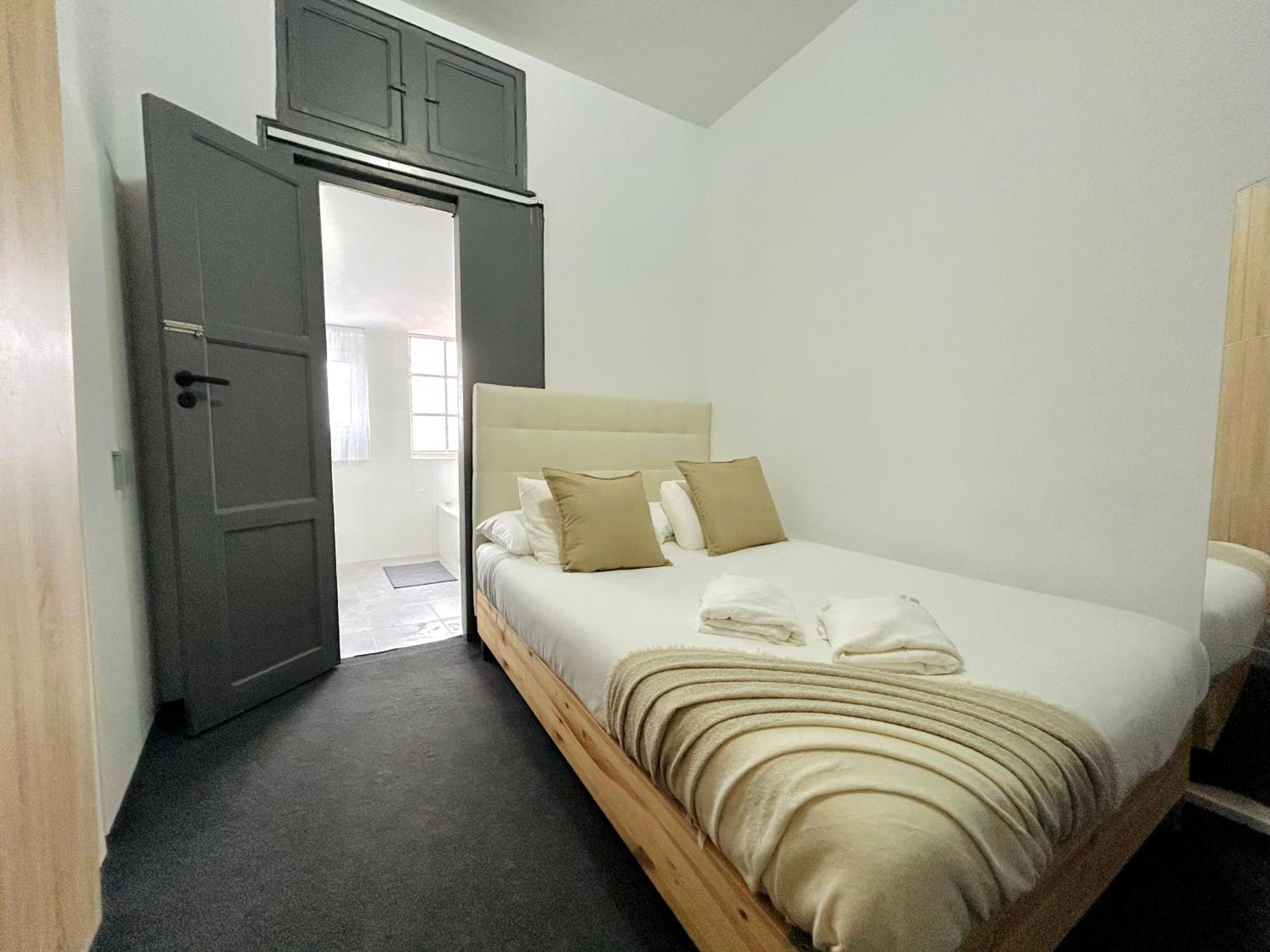 Low Cost Arroios Rooms Lisbon Exterior photo